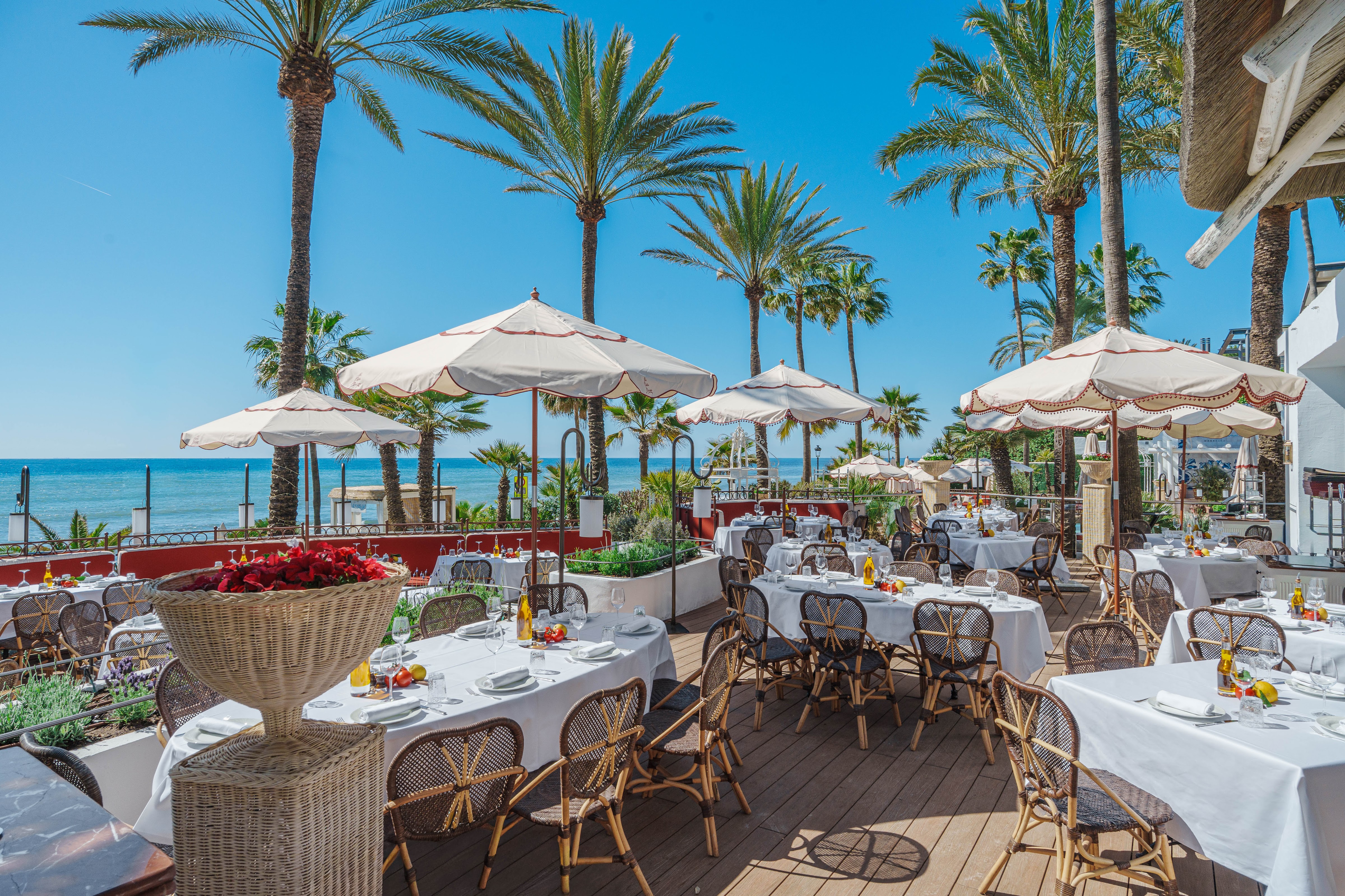 Restaurante La Petite Maison Puente Romano Marbella