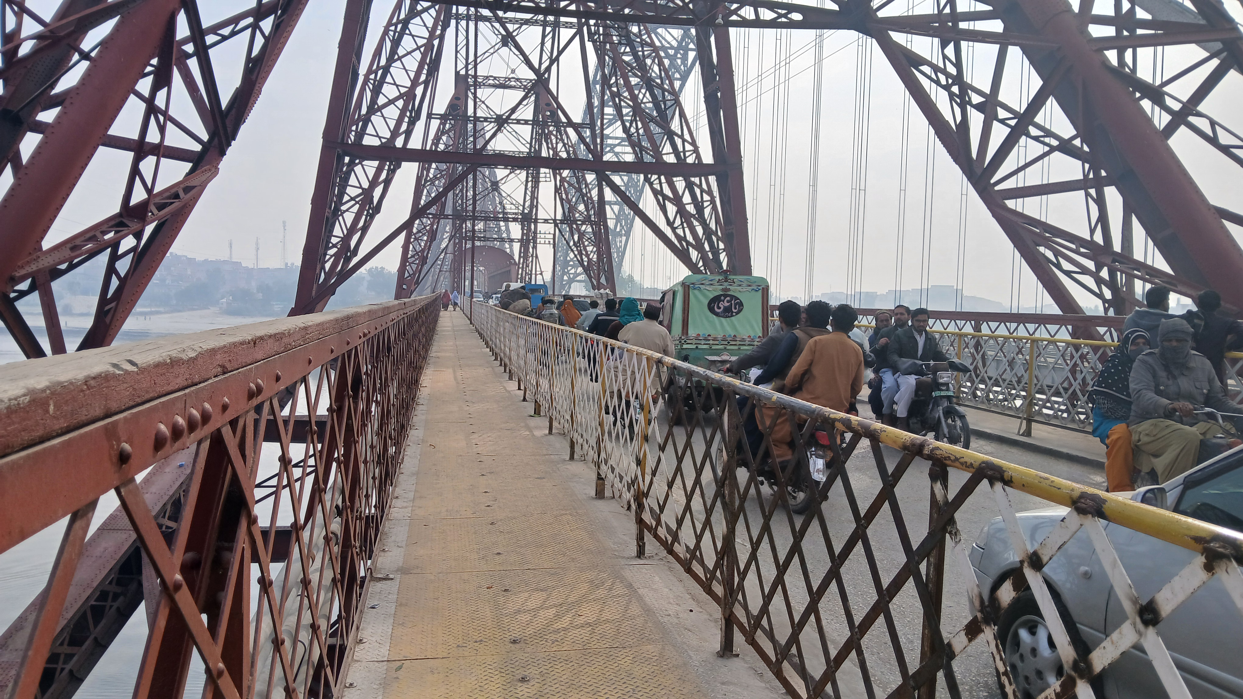 Lugar Lansdowne Bridge