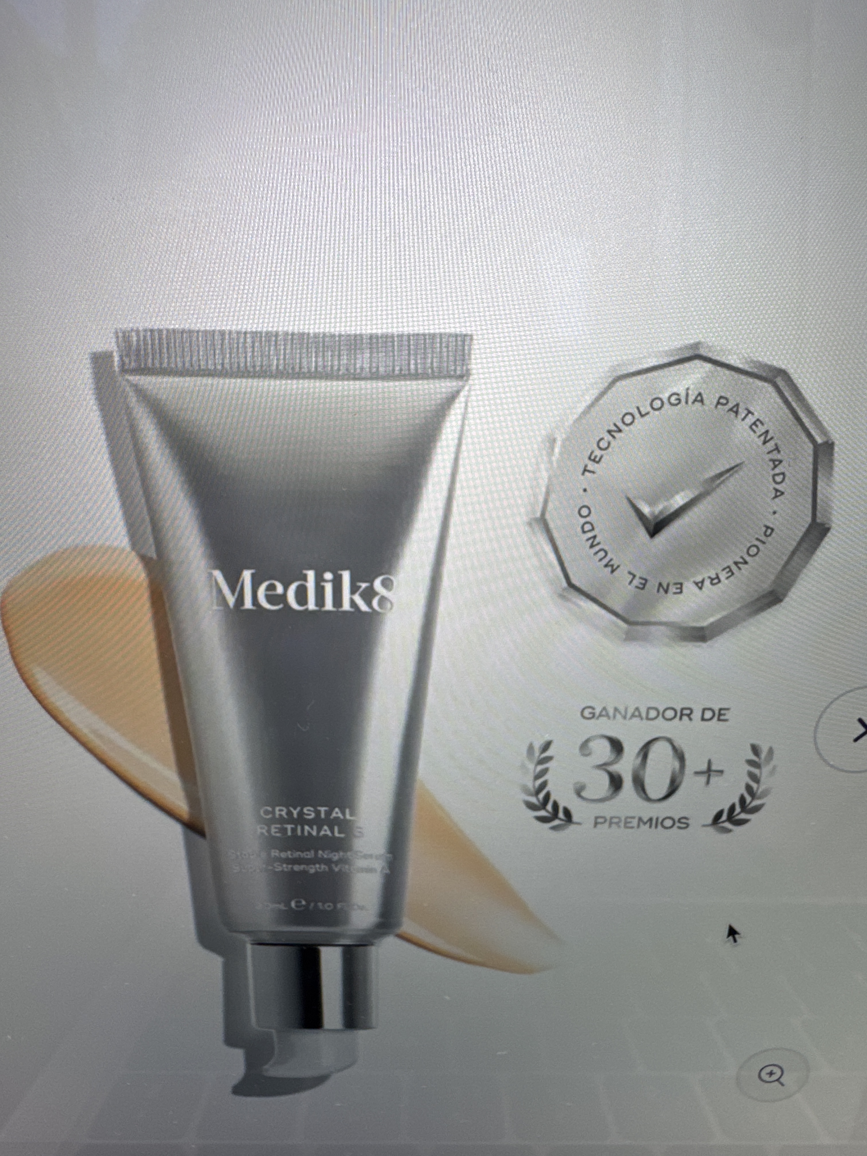 Social Medik8 Crystal Retinal 