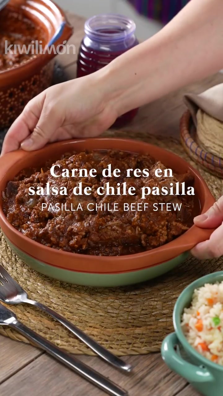 Hay clásicos que nunca fallan y nuestra carne en salsa de chile pasilla es