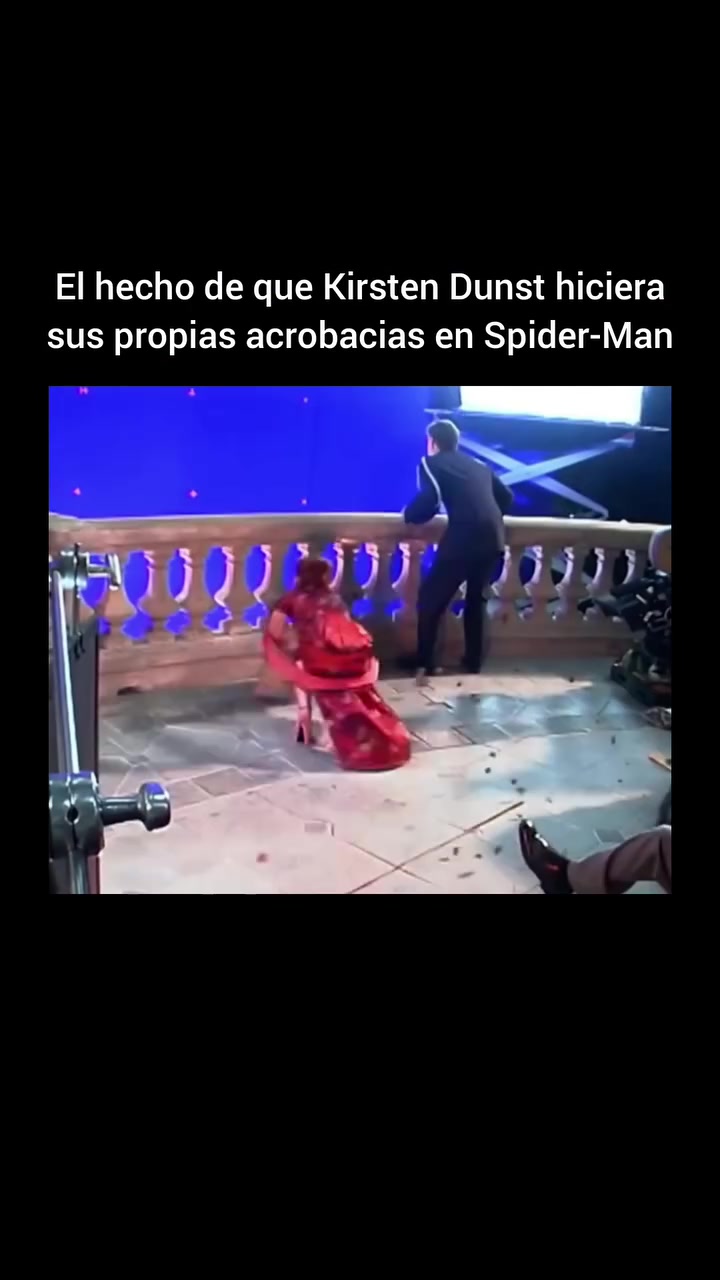 Escena del beso boca abajo en Spider-Man 2002