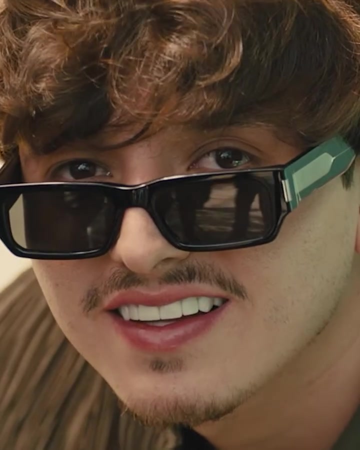 Esos ojos, esa mirada y ese talento… pues claro que es tu Top Artist.