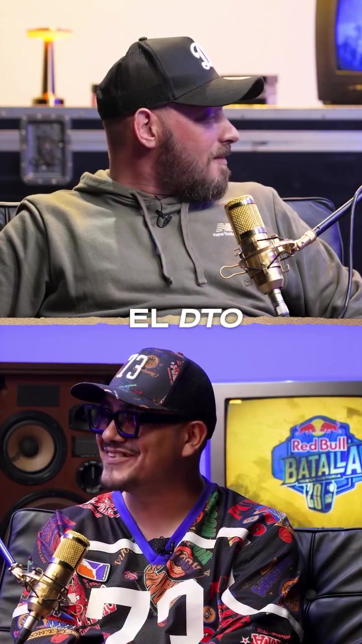 "En el momento que me da el beso yo pensé: 'Acá dejo el micrófono y le pego'" 🎙️