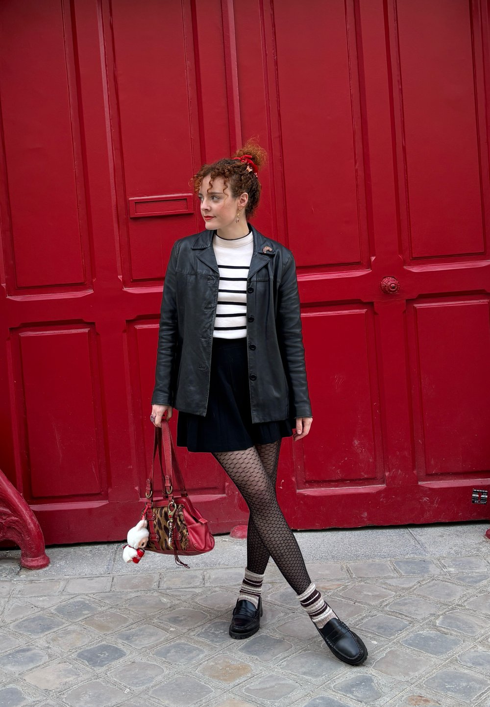 Camiseta de manga y falda acampanada