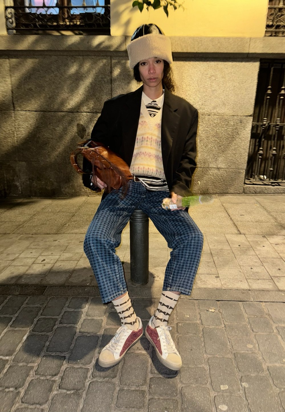 Social Accesorios: blazer y jersey de punto