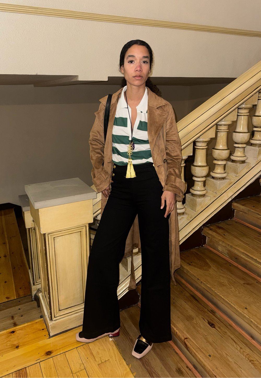 Social Gabardina con bolso de mano