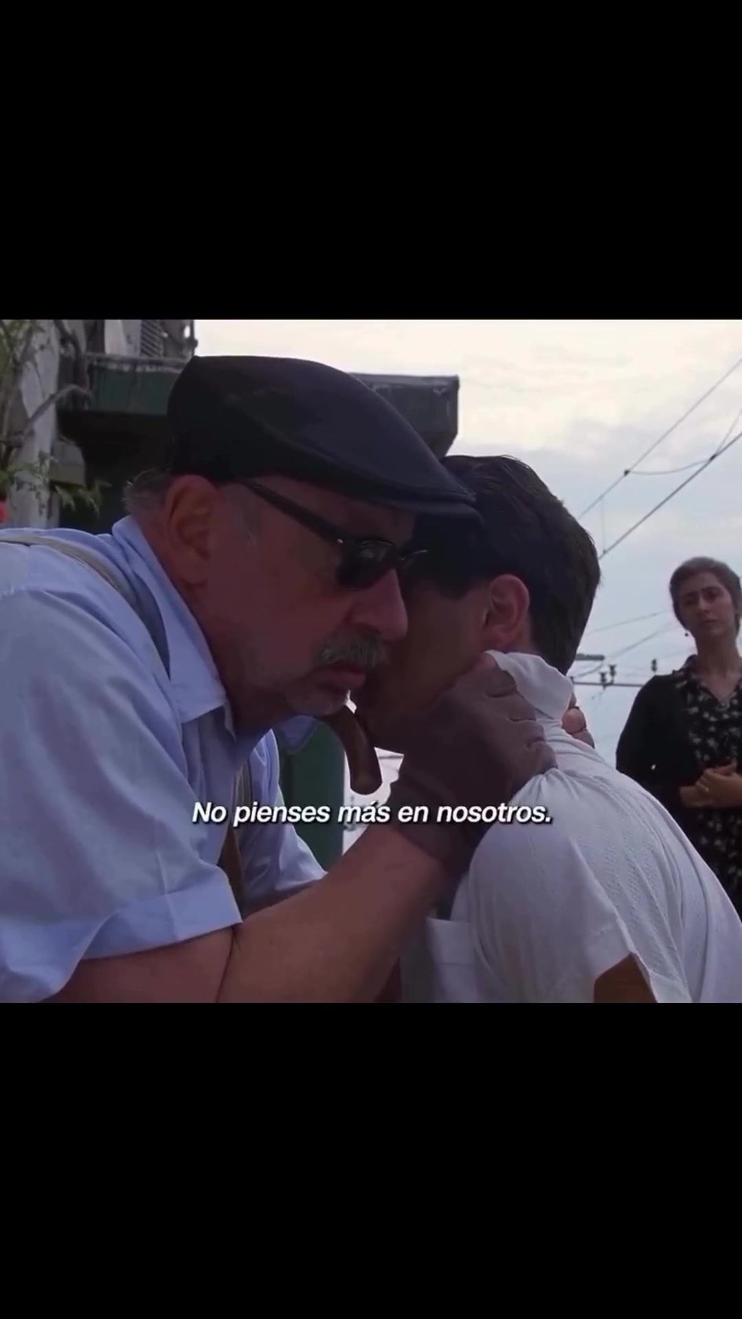 En 'Cinema Paradiso', la memorable escena en la cabina de proyección fue filmada en un verdadero cine de Sicilia, lo que aportó autenticidad a la atmósfera y a la banda sonora compuesta por Ennio Morricone.