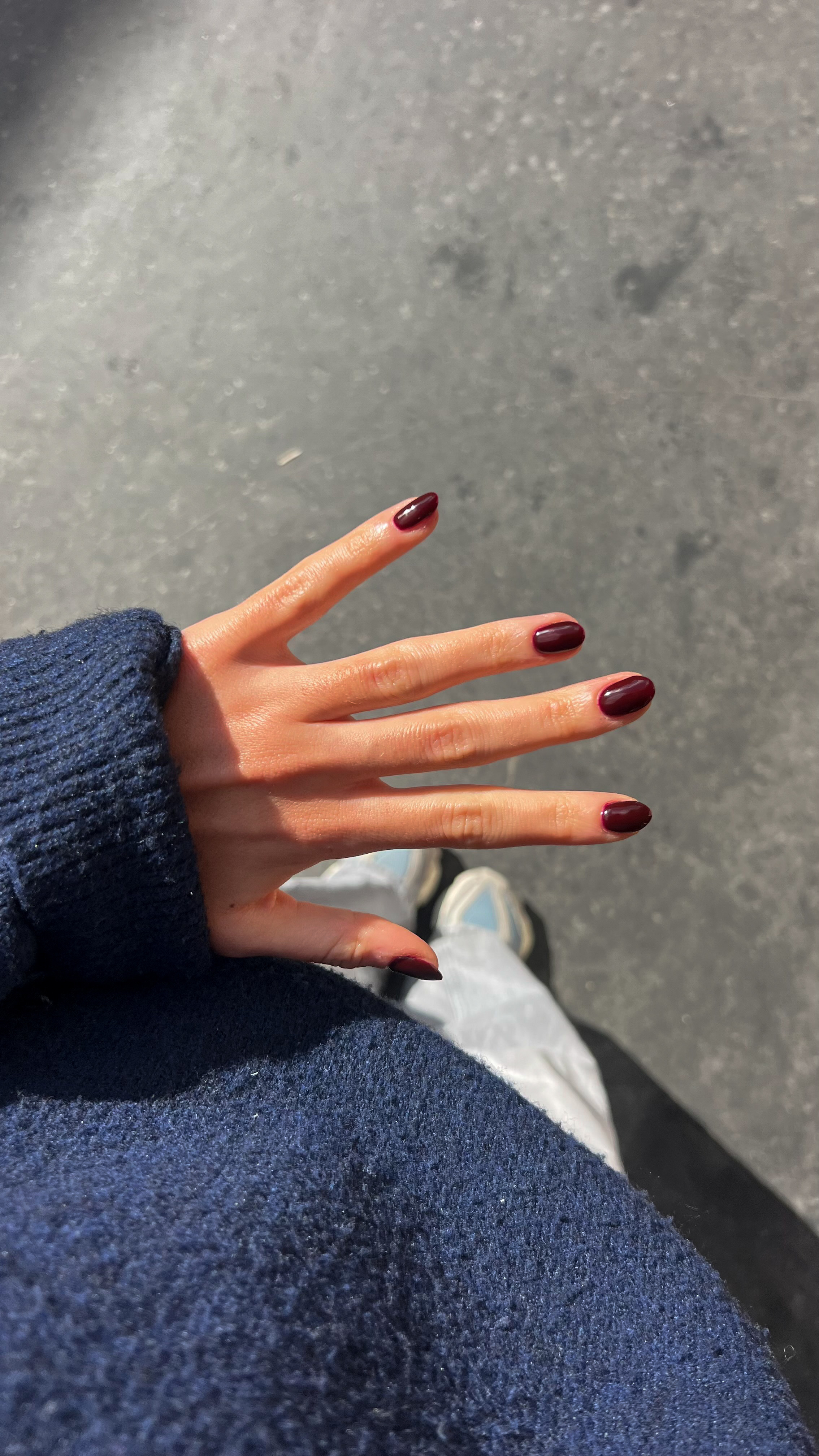 Social pintauñas color vino 🍷