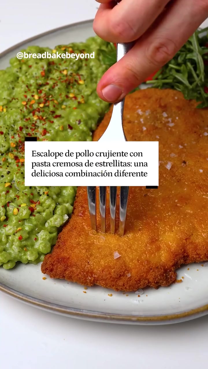 Receta peculiar con escalope de pollo y pesto de rúcula