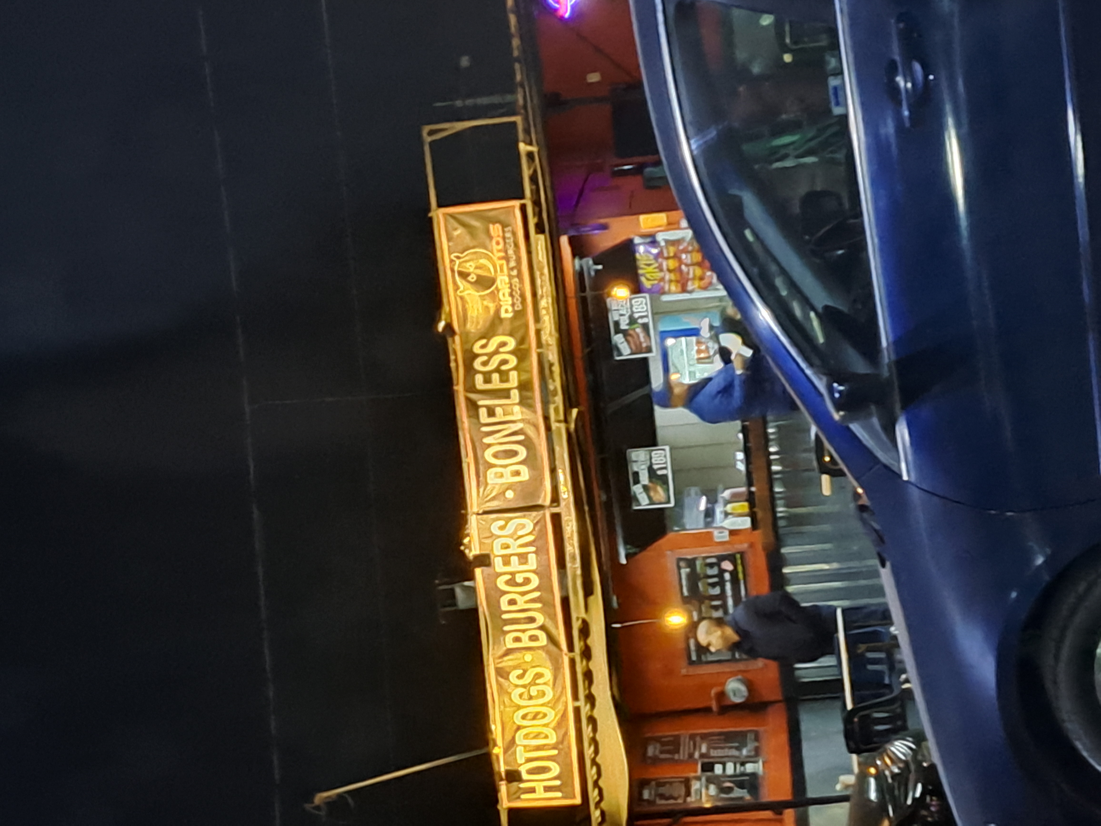 Restaurants Diablitos Super HotDogs