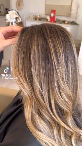 Social Rubio con balayage perfecto💛
