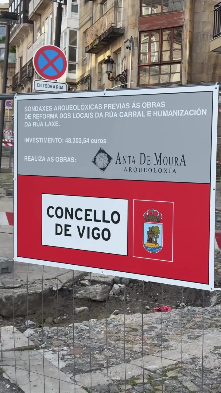 Comienzan catas arqueológicas en calles Laxe y Carral