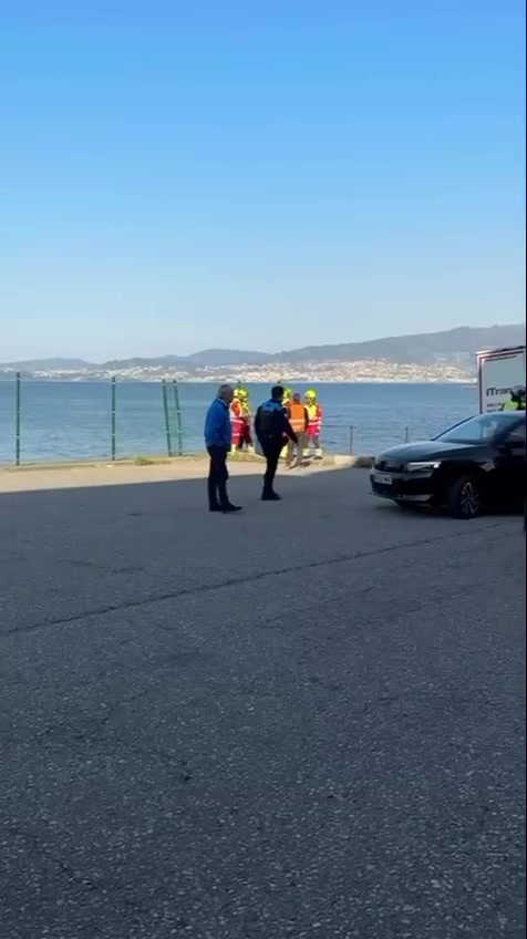 Camionero cae al mar en Vigo tras fallo de frenos