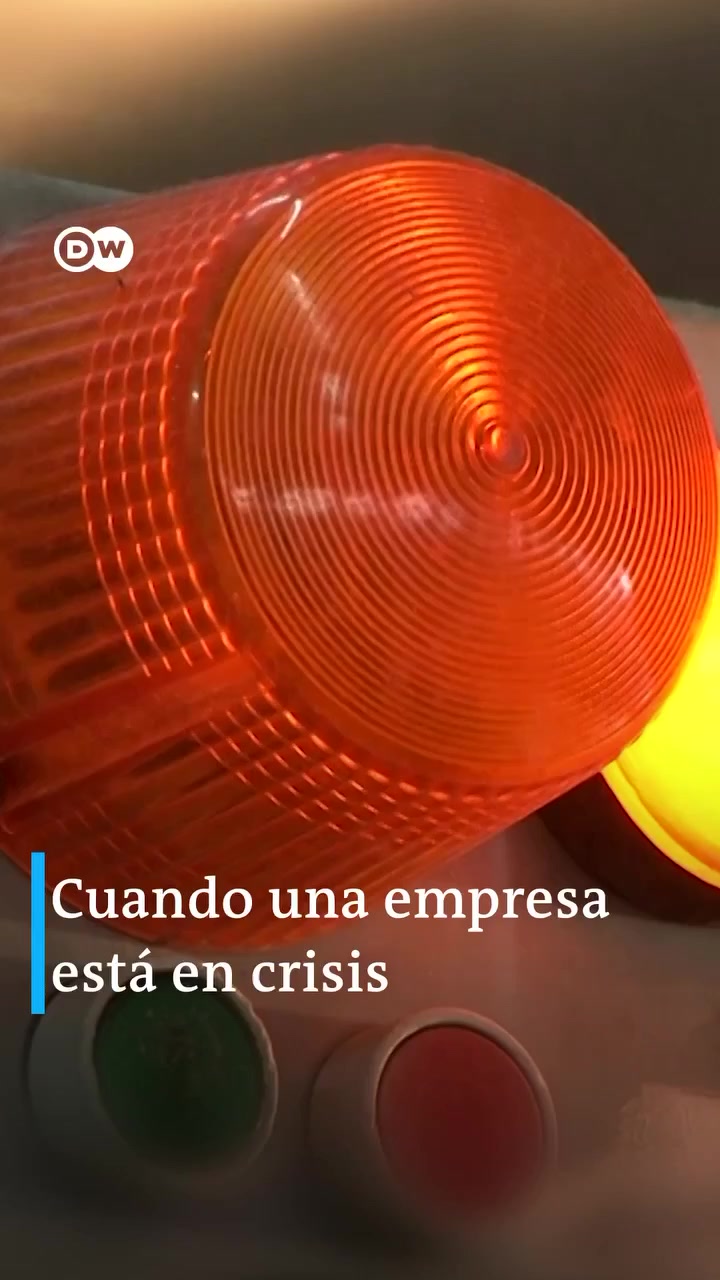 Liderazgo femenino: Linda Yaccarino y el acantilado de cristal
