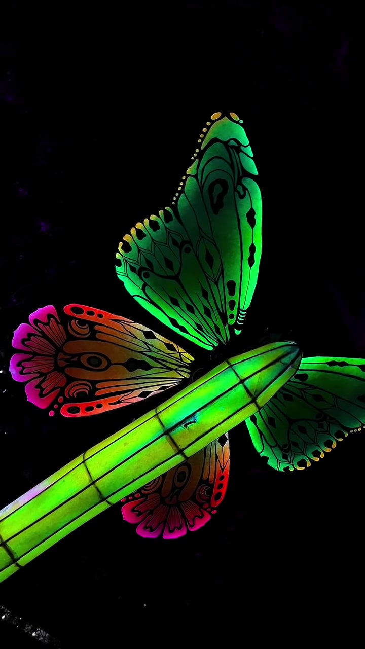 Festival de las Luces ilumina Paseo de la Reforma