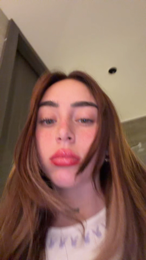 Social Nicki Nicole casual💜