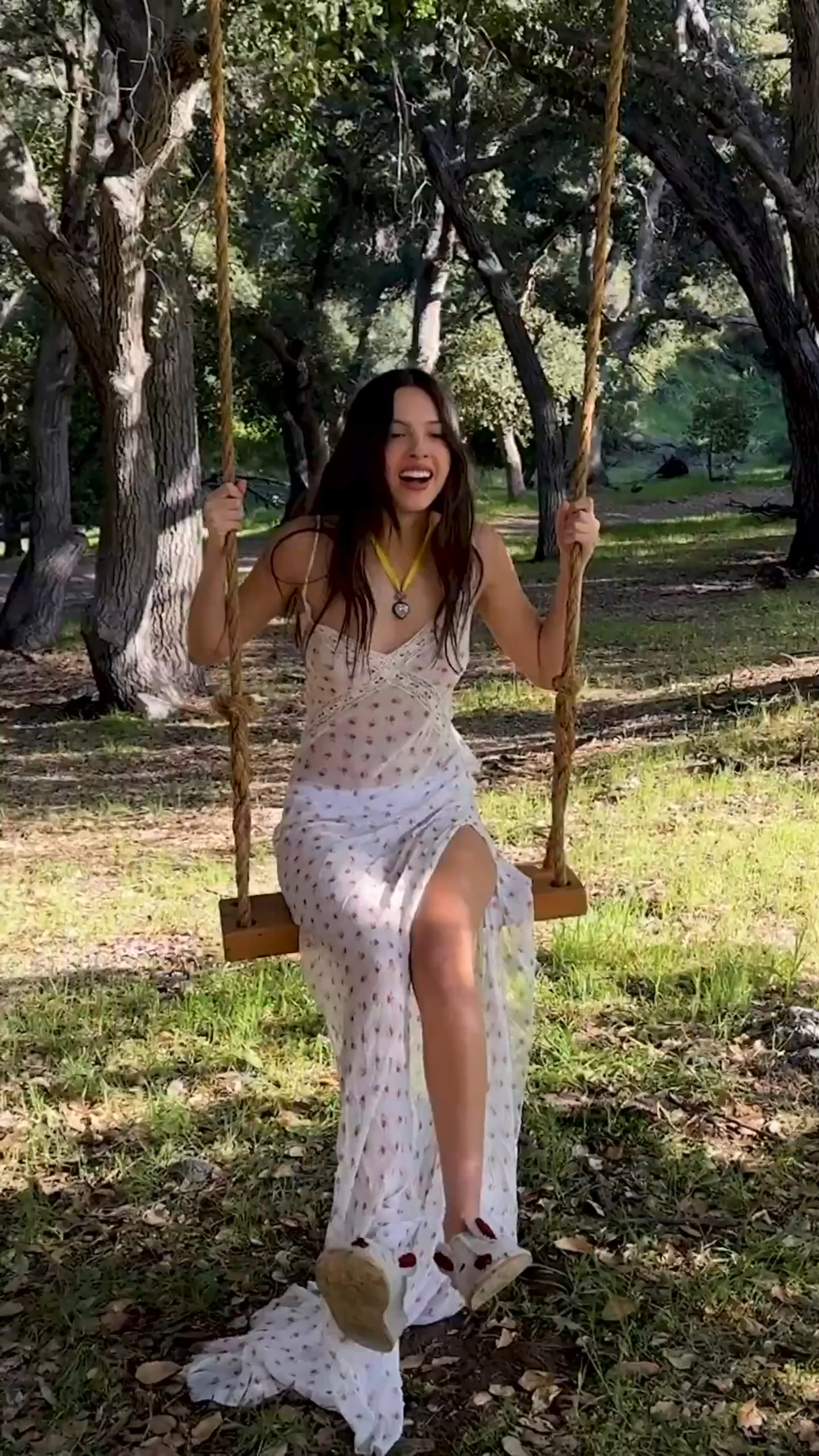Boho romance under the sun 🌿✨