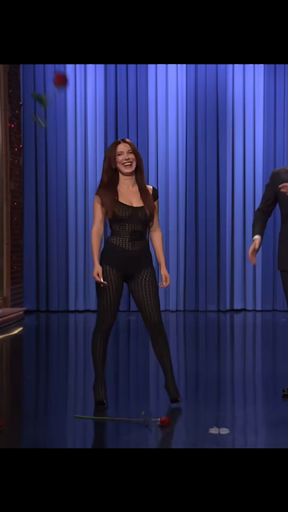 Social Millie Bobby con Jimmy Fallon🖤