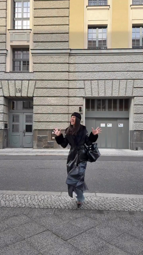 Social Espectacular abrigo largo🖤