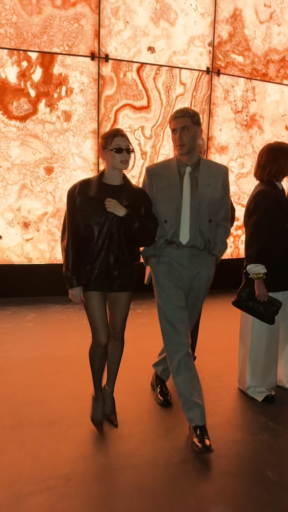 Social Hailey look total black🖤