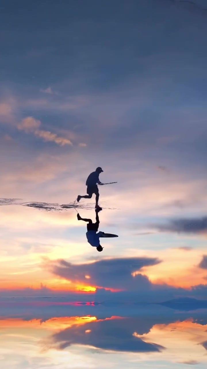Social Surfeando entre las nubes 🏄‍♂️☁️