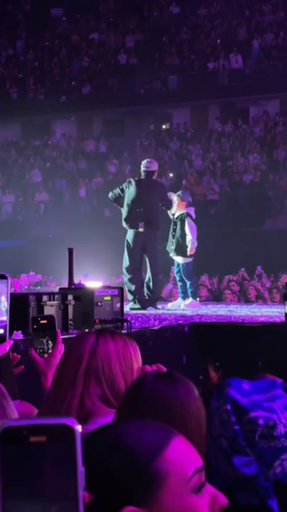 Social 13 años de 'Señorita'🎶