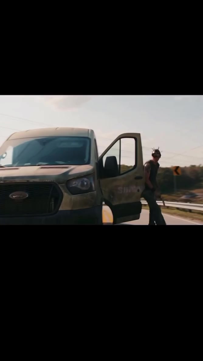 Durante una de las escenas clave, Dave Franco y O’Shea Jackson Jr. improvisaron varios diálogos, lo que aportó autenticidad y humor a la tensión del traslado en ‘Idiots’ (2026).