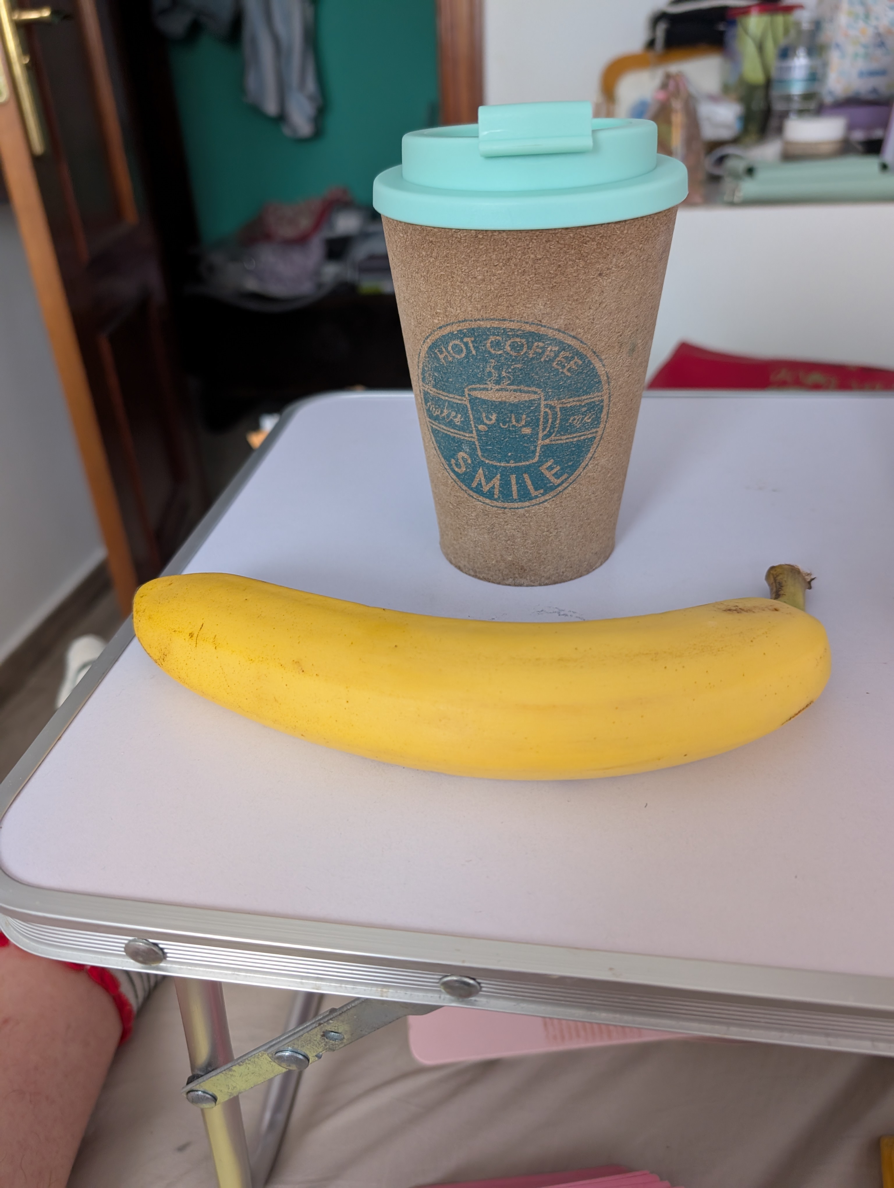 Social Fruta y el café con leche y hielo 