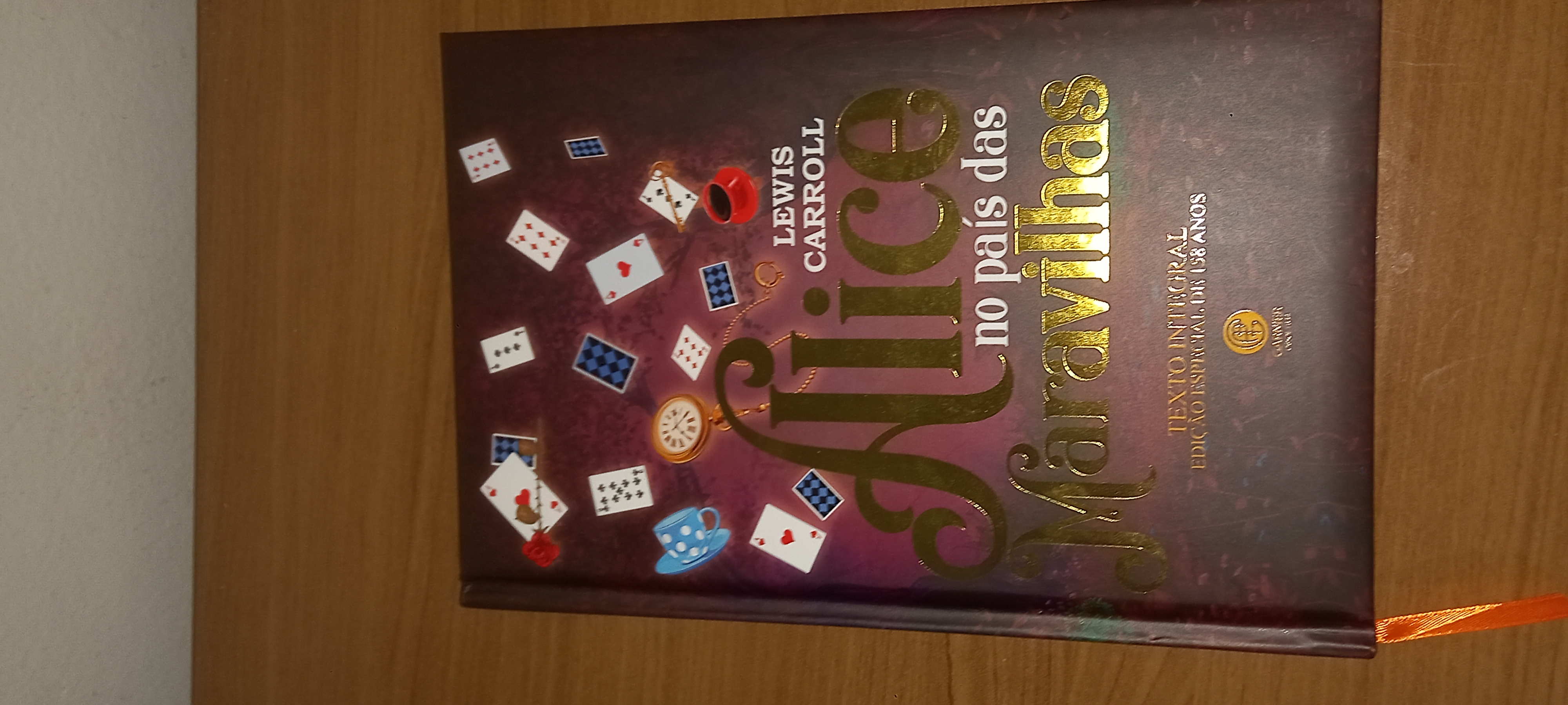 Social Alice no país das Maravilhas 