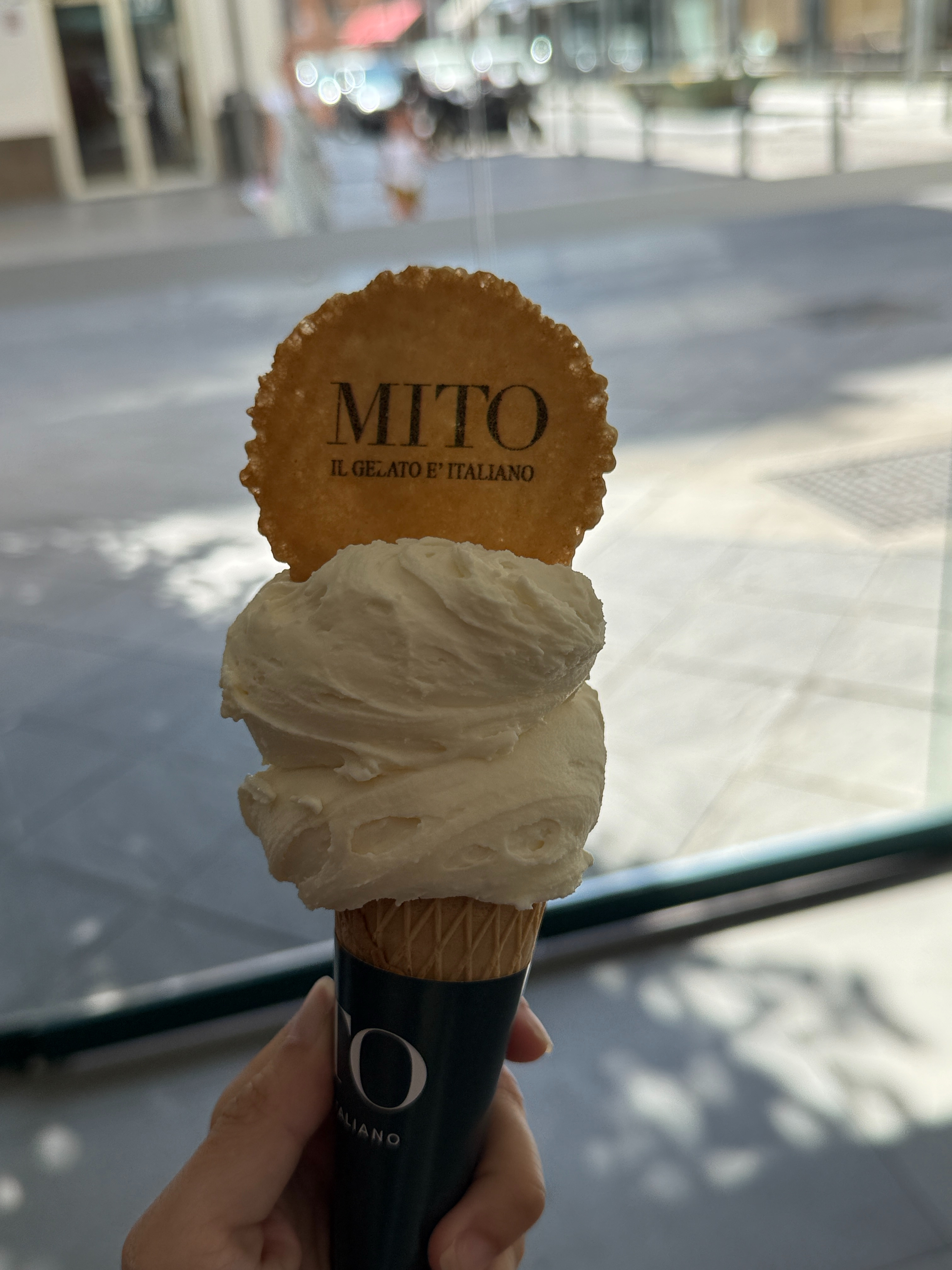 Social Helado de Mito. 